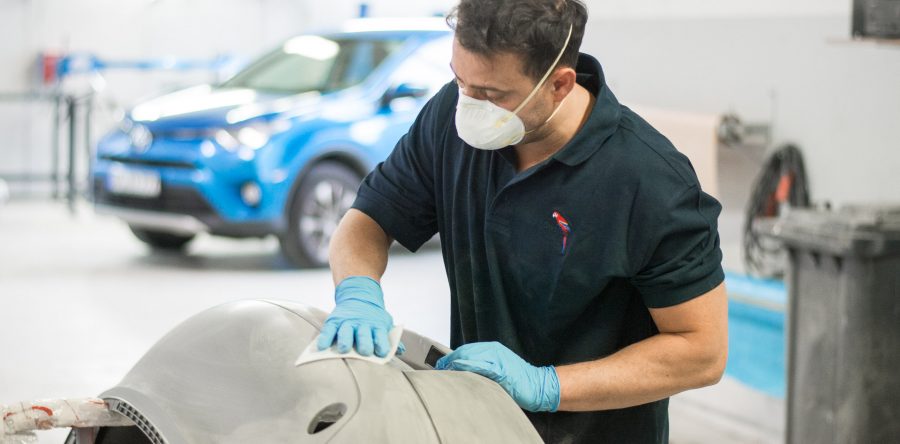 Grundier-, Füll- und Schleifarbeiten